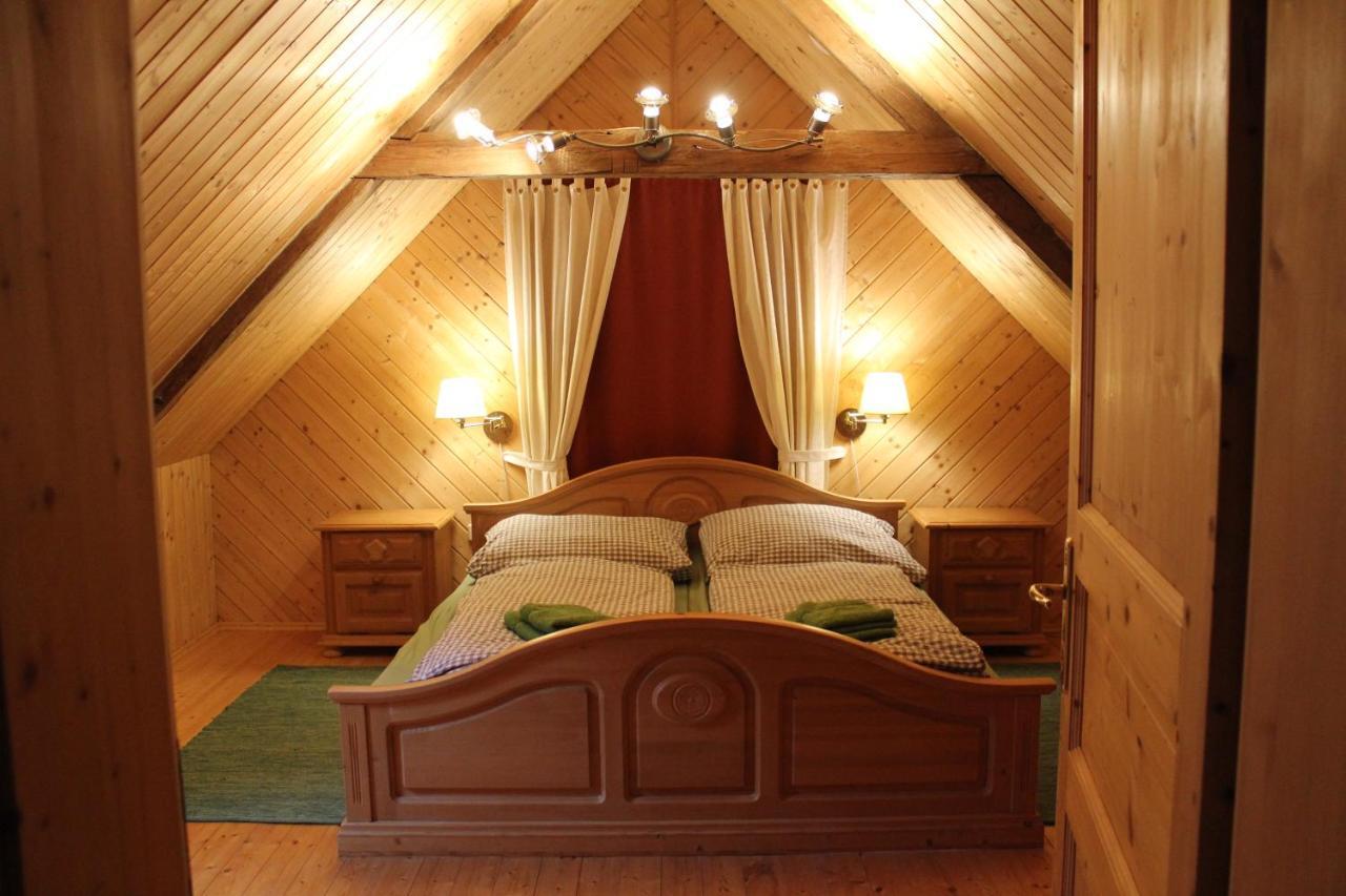 Ferienwohnung Zum Alten Forsthaus Messern Bagian luar foto